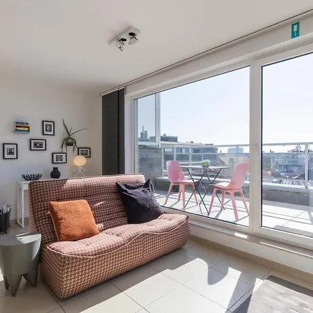 Penthouse Bij Leopoldpark オステンド